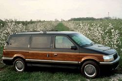 250px-1991-95-Chrysler-TownandCountry2.jpg