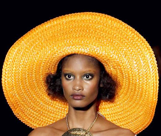 Huge-bright-yellow-colorful-brim-hat-for-beach-spring-2011-Marc-Jacobs.jpg