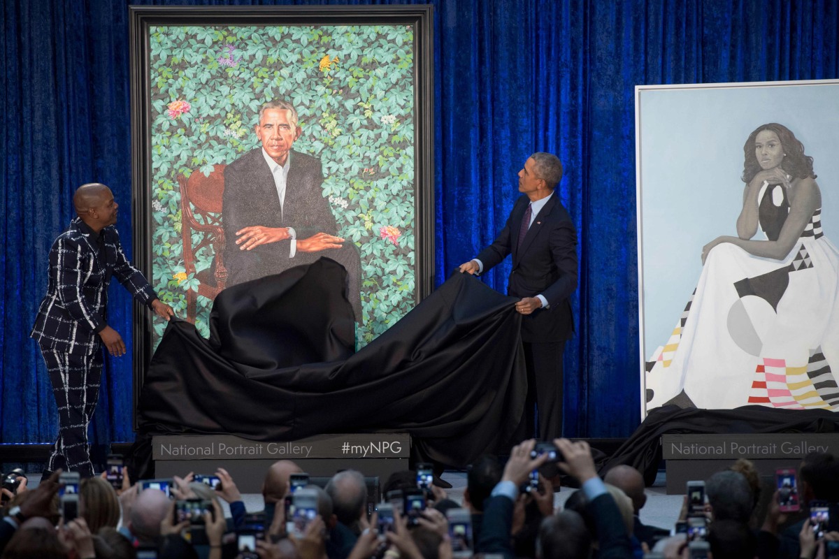 180212-barack-obama-portrait-unveil-njs-1049a_f523479b0d006da9701873bad9e3fe6c.nbcnews-fp-1200-800.jpg