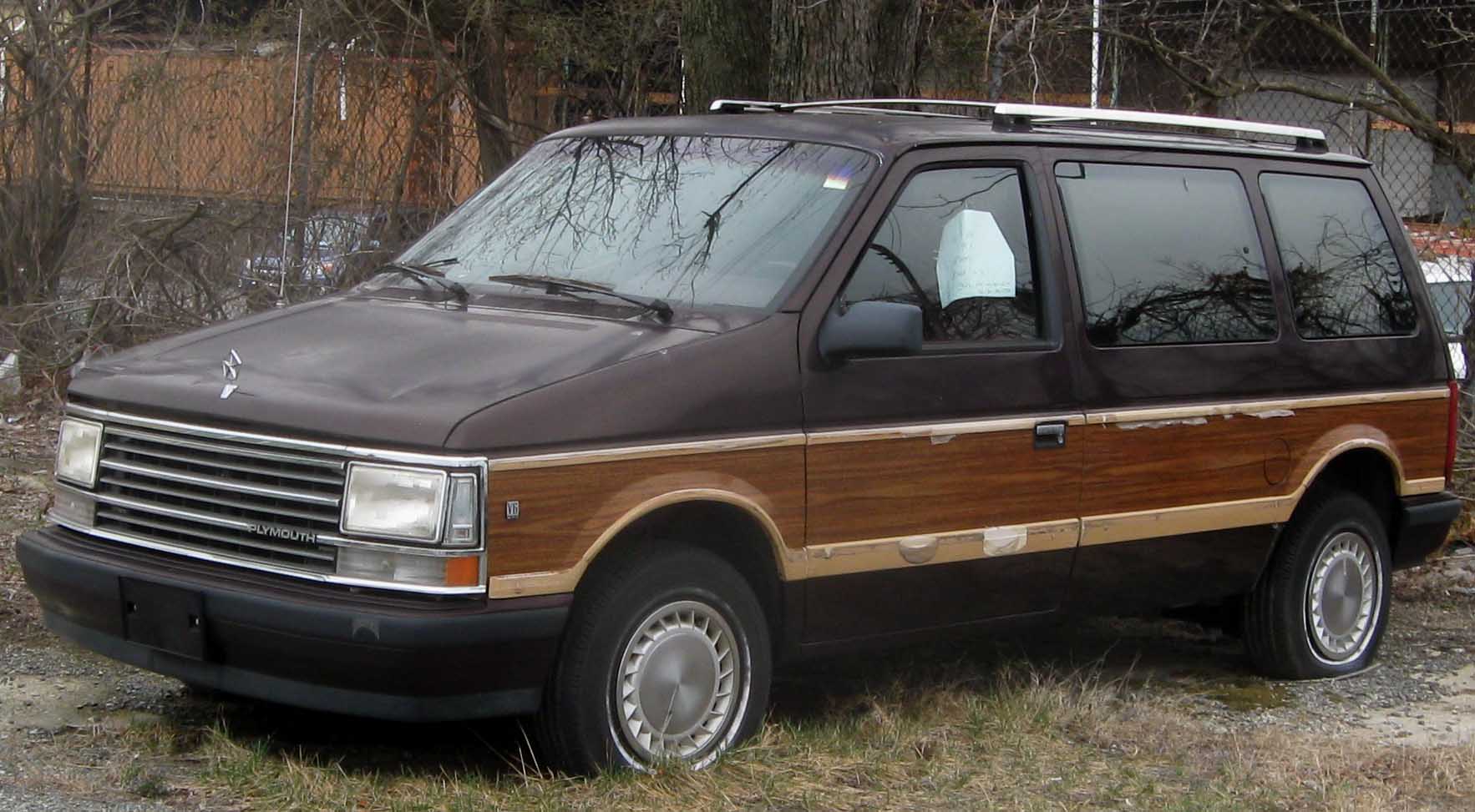 1990_Plymouth_Voyager.jpg