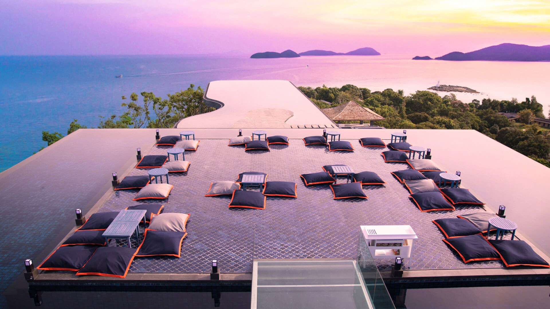 luxury-pool-villa-hotel-best-exclusive-rooftop-bar.jpg
